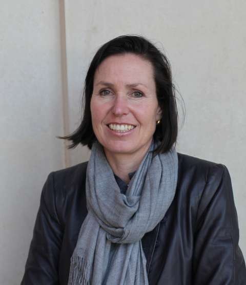 Dr Rebecca Coates