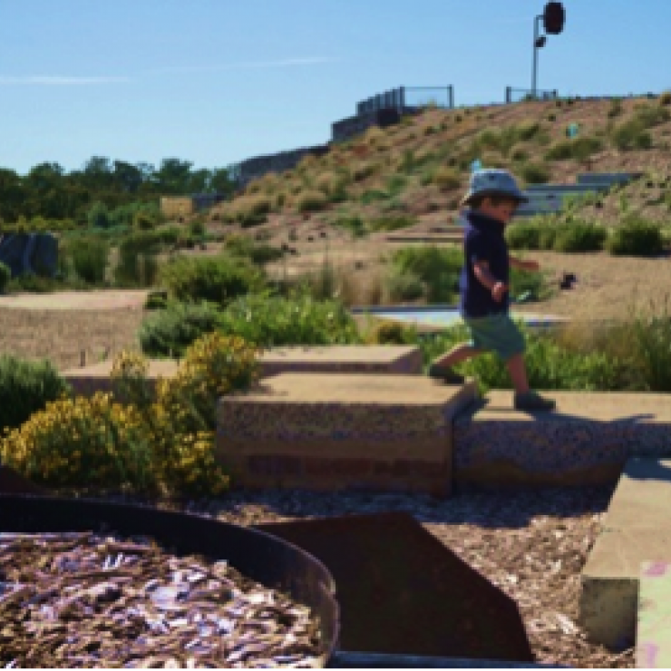 Little explorers in the Refugee Garden
