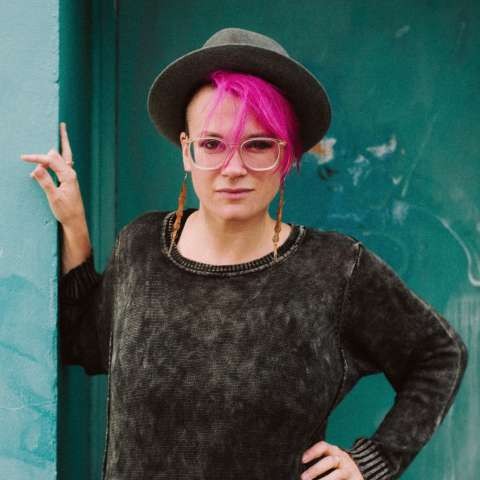 1772581876-HeadshotSQU