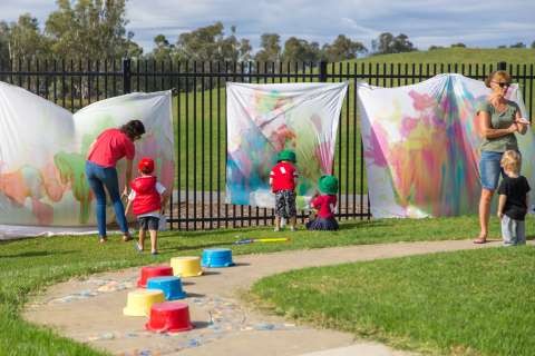Messy Play - Activities in the park - 20170323 - 7809