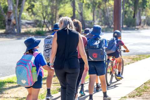 Walk to School Guthrie Street Primary-2000
