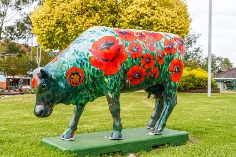 Moooving Art Cow - Poppy-2