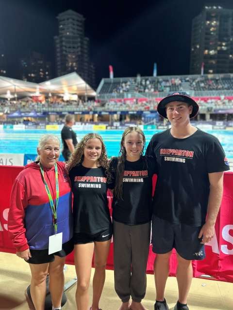 2024 Australian Junior Swimming Championships - Leanne Houkes-Wilson, Kiera Shaw, Madi Heywood and Branden Wilson