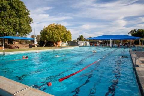 tatura pool
