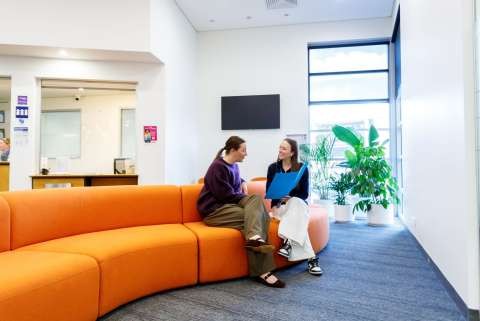 Cocunil Customer Service By Lingy harhangi 04.09  .2025 3   