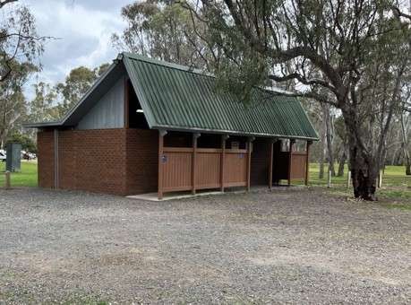 vpl-toilet-block-before